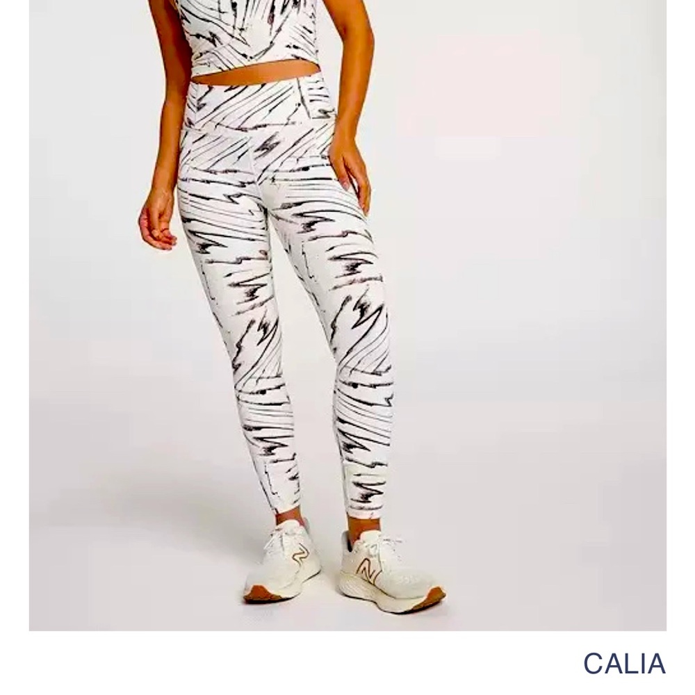 Calia by Carrie Underwood High Rise legged and sports bra